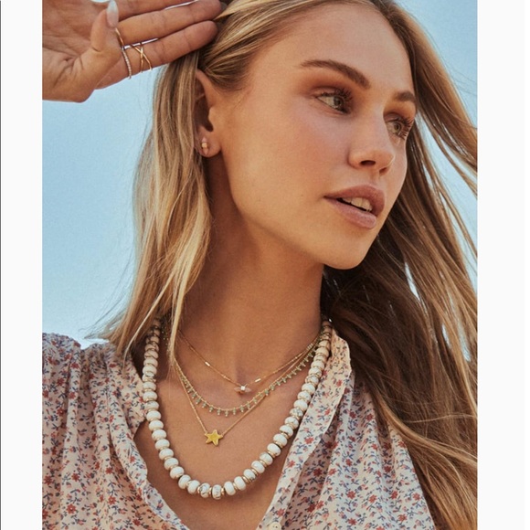 SOLD❌ NWT✨ Kendra Scott l Rebecca Gold Multi Strand Necklace in White Howlite - Picture 6 of 12